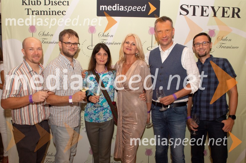  ... ;  ... ;  ... ; mag. Norma Bale, pisateljica in predsednica kluba Dišeči Traminec; prof. dr.  Iztok Palčič, prodekan za infrastrukturo in sodelovanje z okoljem na FS UM;  ... 10. Salon Traminec 2019