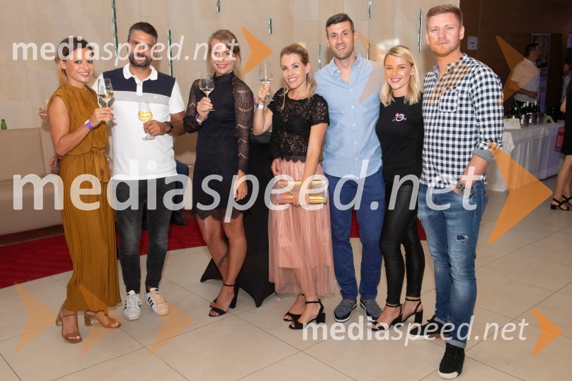  Anja  Hojnik;  David Gerbec;  Tina Hohnjec, Mikro Polo;  Natalija Veronik, moderatorka, Radio City;  Zlatko Milišič;  Anja Sever, vodja produkcije, Mediaspeed;  Marko Cic10. Salon Traminec 2019