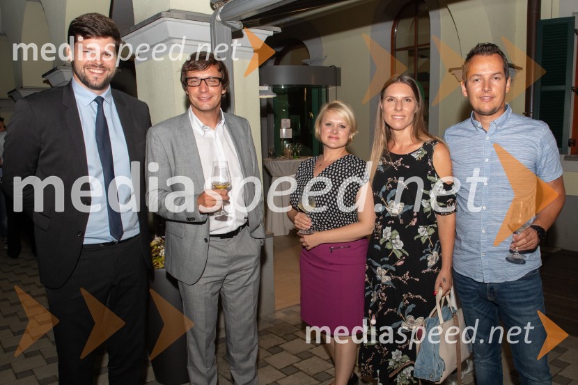  Nejc Perhavec, Kabinet Ministrstva za kmetijstvo, gozdarstvo in prehrano;  ... ;  ... ;  ... ;  ... 10. Salon Traminec 2019