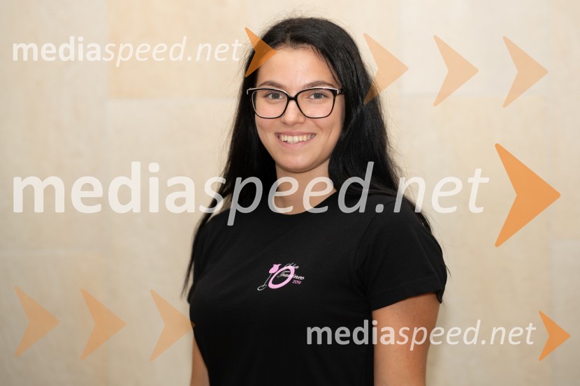  Ana Breznik10. Salon Traminec 2019