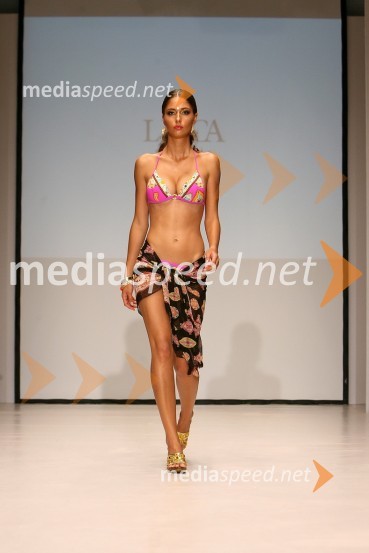 ManekenkaPredstavitev kolekcije Lisca za sezono pomlad-poletje 2009