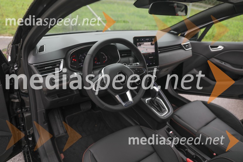 Renault Clio, slovenska predstavitev