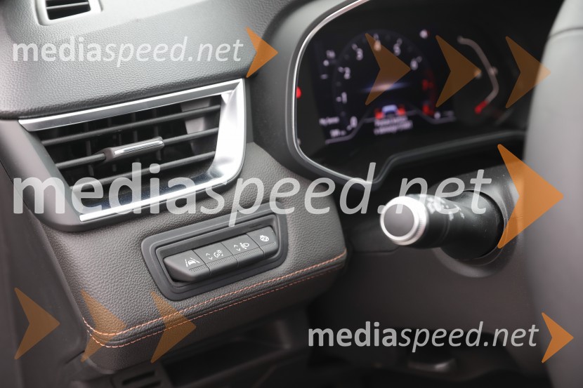 Renault Clio, slovenska predstavitev