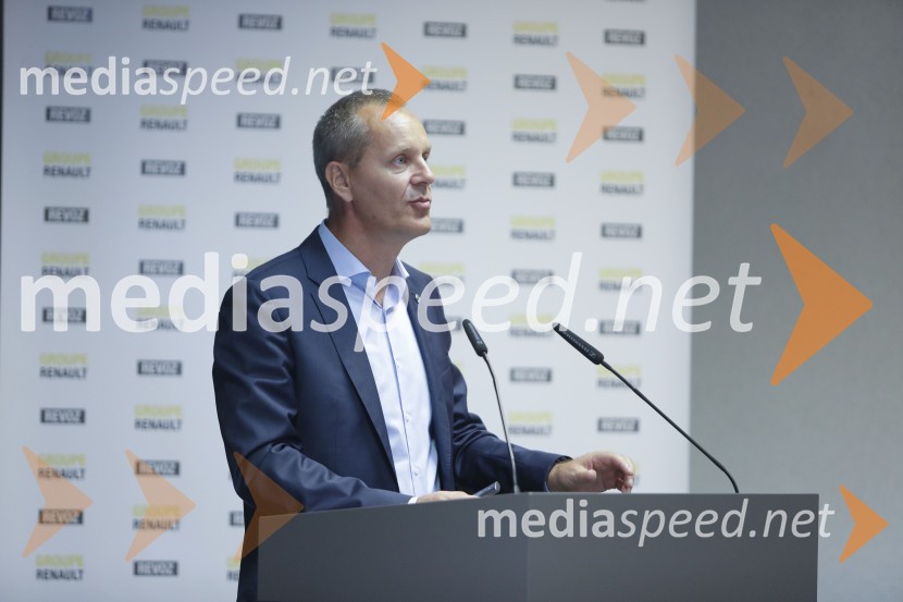 Renault Clio, slovenska predstavitev