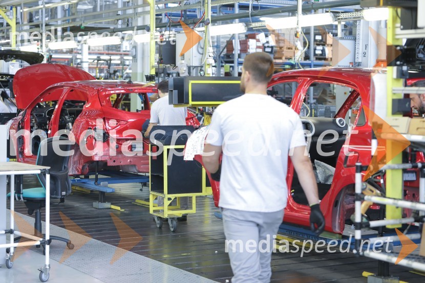 Renault Clio, slovenska predstavitev