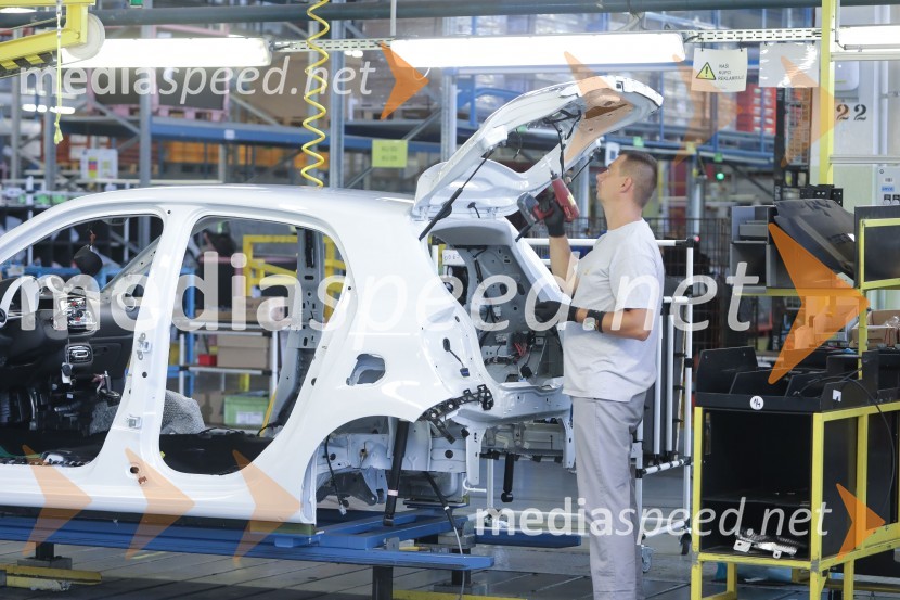 Renault Clio, slovenska predstavitev