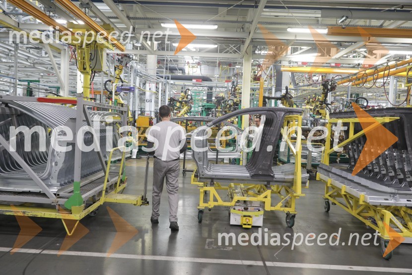 Renault Clio, slovenska predstavitev