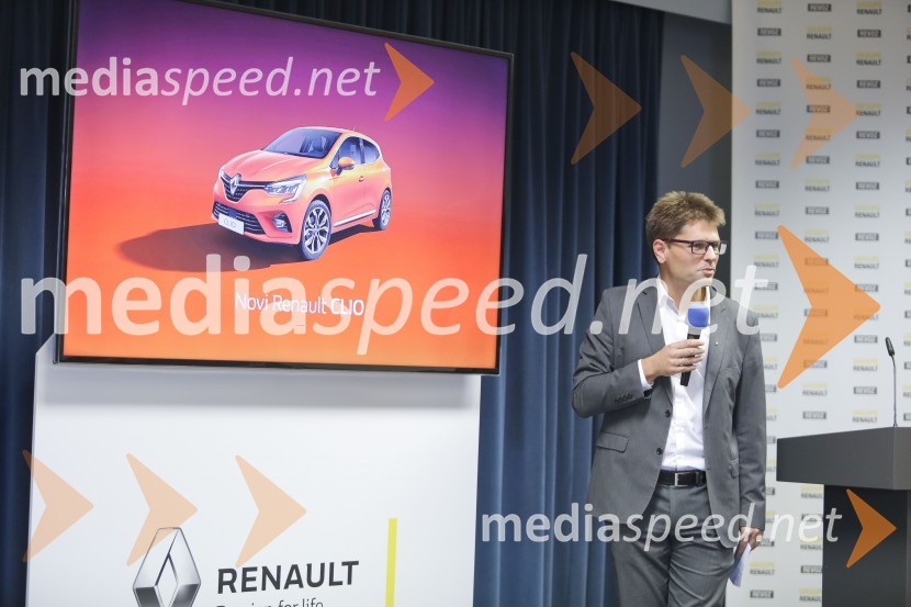Renault Clio, slovenska predstavitev