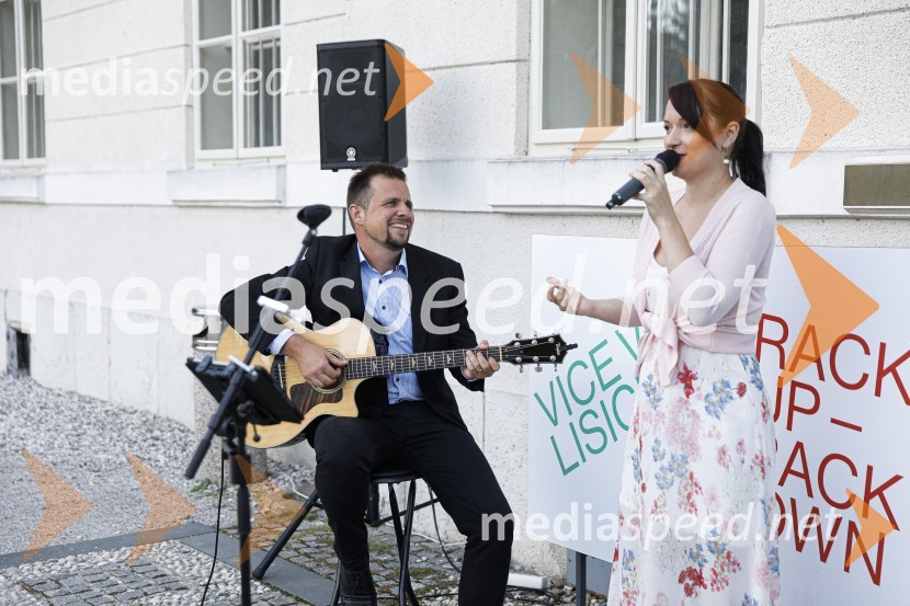 Čajanka mednarodnega foruma WEF (Women Economic Forum)