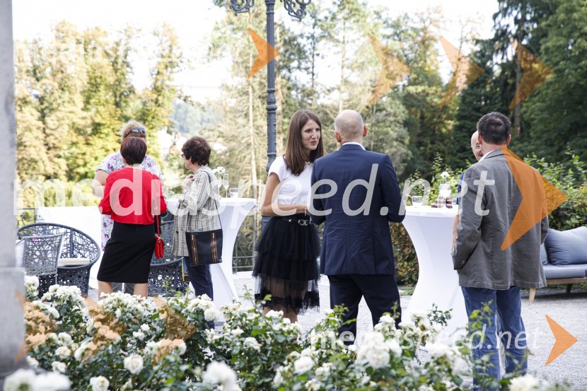  Andreja Cepuš, predsednica ALL Ladies League Slovenia;  Matjaž Božič, predsednik Rotary club Ljubljana GradČajanka mednarodnega foruma WEF (Women Economic Forum)