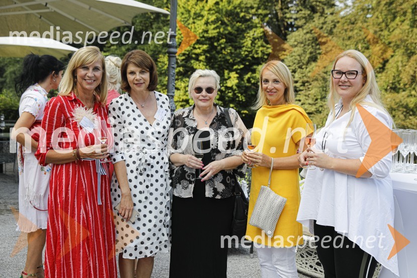mag. Marjeta Kljajič, agencija Nicha; mag. Lidia Pavlin, agencija Nicha;  Manca Maselj, visažistka;  Vesna Sivec Poljanšek;  Nina BremšeČajanka mednarodnega foruma WEF (Women Economic Forum)