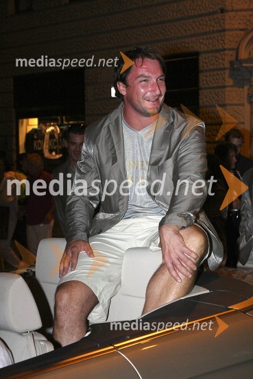 Primož Kozmus, olimpijski prvak v metu kladivaSprejem slovenske olimpijske reprezentance v Ljubljani