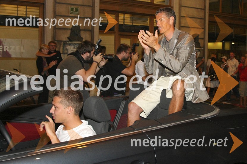 Vasilij Žbogar, dobitnik srebrne medalje v jadranjuSprejem slovenske olimpijske reprezentance v Ljubljani