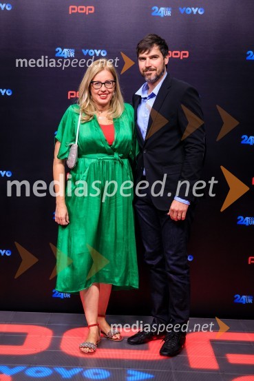  Ariana Nina Eror, direktorica marketinga in trženja Marketing Magazin;  David MošičPOP Promenada 2019
