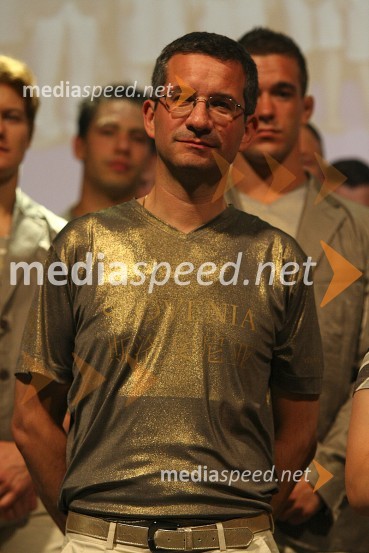 Rajmond Debevec, dobitnik bronaste medalje z malokalibrsko puško v trojnem položajuSprejem slovenske olimpijske reprezentance v Ljubljani