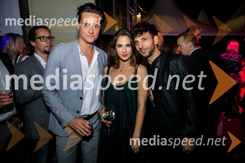 Domen Valič, igralec;  ... ;  ... POP Promenada 2019