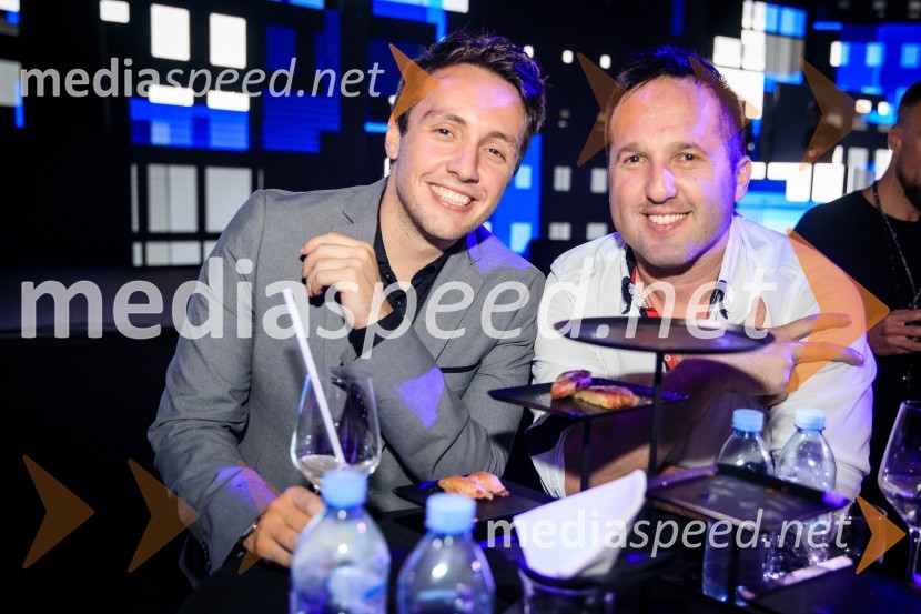  Alex Volasko, pevec;  ... POP Promenada 2019