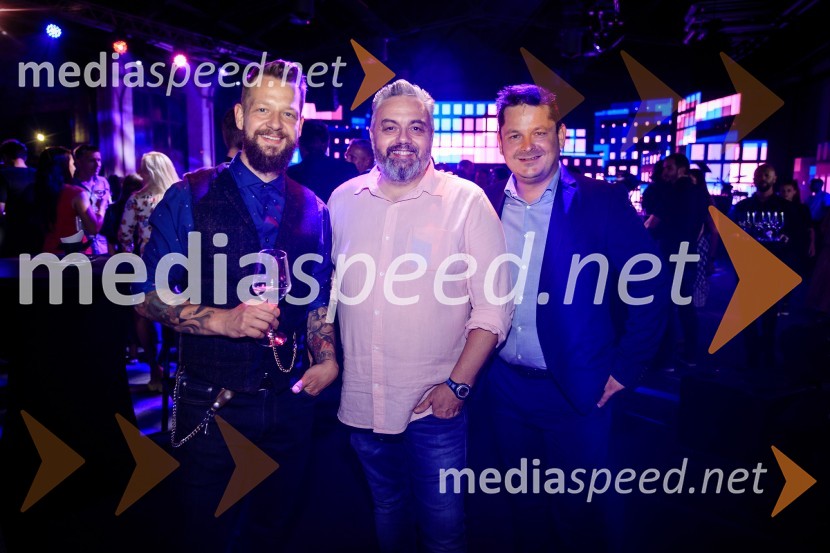  Bine Volčič, kuharski mojster;  Karim Merdjadi, kuharski in slaščičarski mojster ;  Luka Jezeršek, Hiša kulinarike JezeršekPOP Promenada 2019