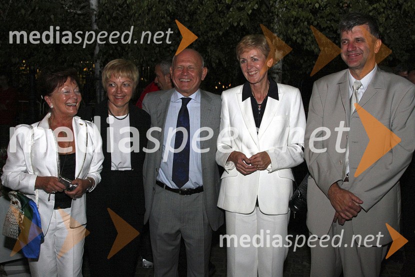 ..., ..., Janez Kocjančič, predsednik OKS, Cvetka Selšek, predsednica uprave SKB banke in ...Sprejem slovenske olimpijske reprezentance v Ljubljani