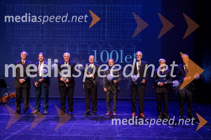 Prejemniki jubilejnih zlatih plaketProslava ob 100-letnici Fakultete za gradbeništvo in geodezijo