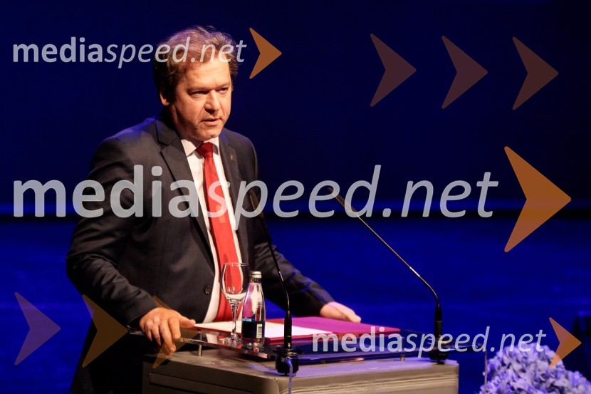 dr. Igor Papič, rektor, Univerza v LjubljaniProslava ob 100-letnici Fakultete za gradbeništvo in geodezijo