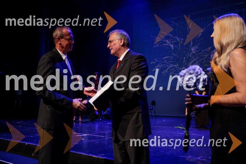  Milan Brajnik, direktor Geodetskega inštituta Slovenije; prof. dr. Matjaž Mikoš, dekan Fakultete za gradbeništvo in geodezijo Univerze v Ljubljani (UL FGG) ;  ... Proslava ob 100-letnici Fakultete za gradbeništvo in geodezijo