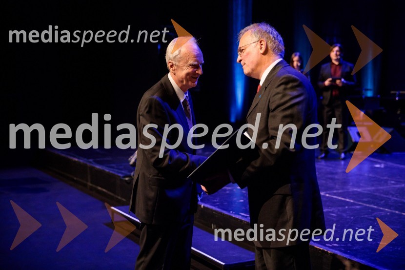 prof. dr. Peter Fajfar, profesor na Univerzi v Ljubljani in član Slovenske inženirske akademije; prof. dr. Matjaž Mikoš, dekan Fakultete za gradbeništvo in geodezijo Univerze v Ljubljani (UL FGG) Proslava ob 100-letnici Fakultete za gradbeništvo in geodezijo