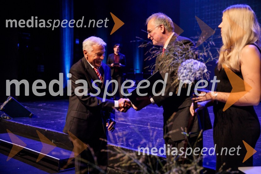 prof. dr. Andrej Pogačnik, Inženirska zbornica Slovenije; prof. dr. Matjaž Mikoš, dekan Fakultete za gradbeništvo in geodezijo Univerze v Ljubljani (UL FGG) ;  ... Proslava ob 100-letnici Fakultete za gradbeništvo in geodezijo