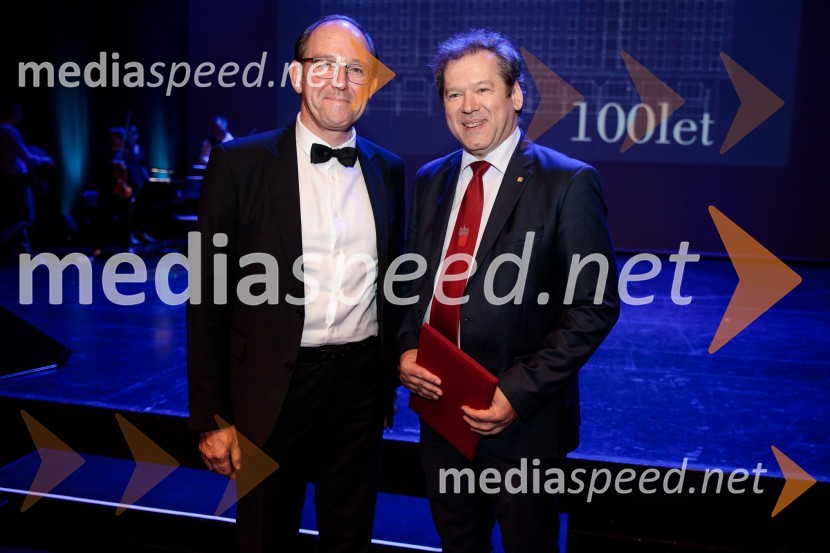 doc. dr. Samo Drobne; dr. Igor Papič, rektor, Univerza v LjubljaniProslava ob 100-letnici Fakultete za gradbeništvo in geodezijo