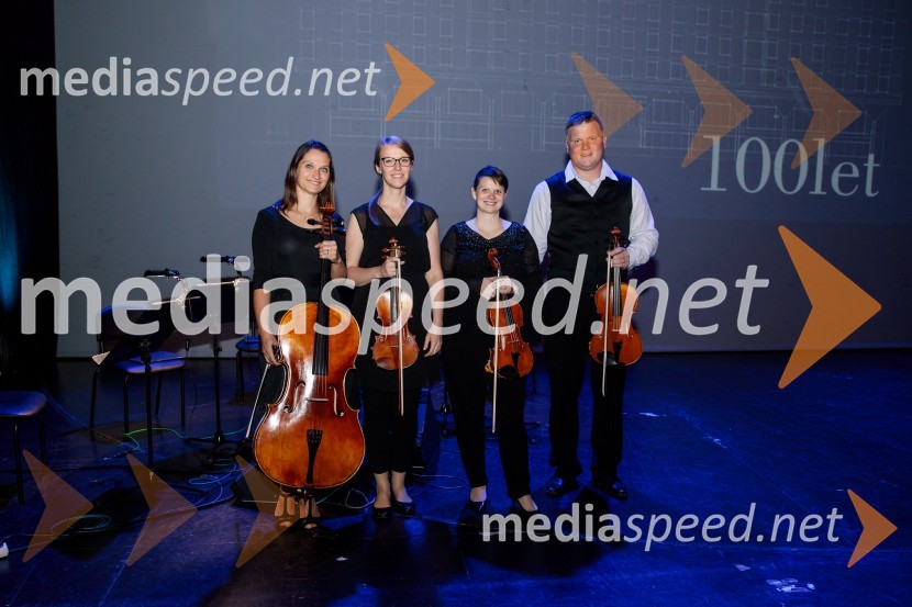  Urša  Kržič, članica, Godalni kvartet Al Fine;  Neža Piry, violina, Godalni kvartet Al Fine;  Urška Trček Lenarčič, violina, Godalni kvartet Al Fine;  Peter  Kranjec, viola, Godalni kvartet Al FineProslava ob 100-letnici Fakultete za gradbeništvo in geodezijo