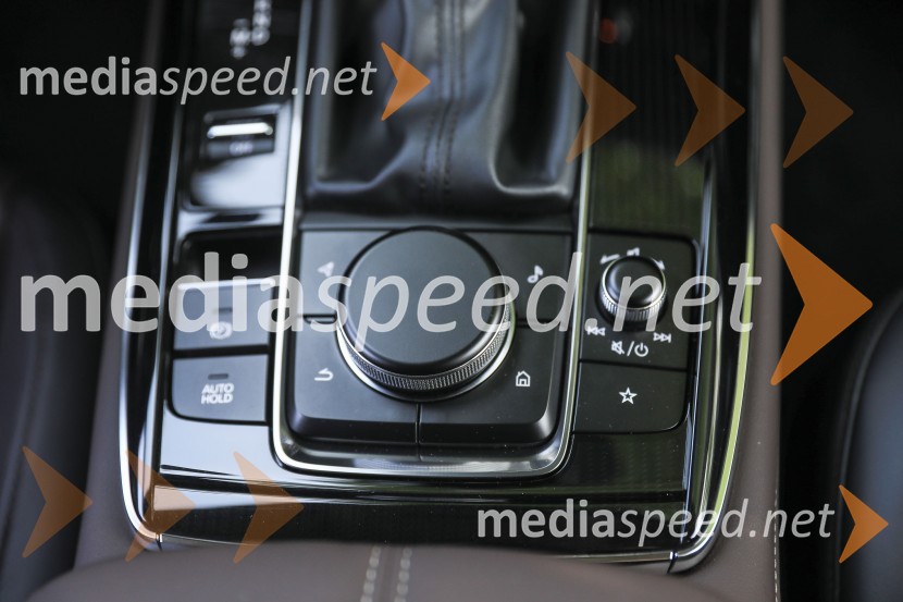 Mazda predstavitev CX-30