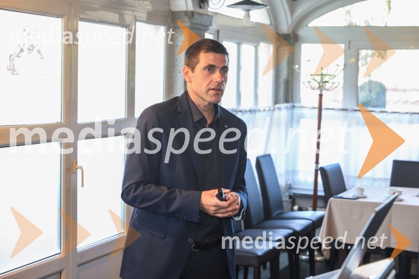 Mazda predstavitev CX-30