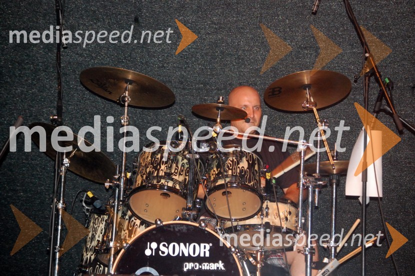Hladno pivoGrand rock Sevnica 2008