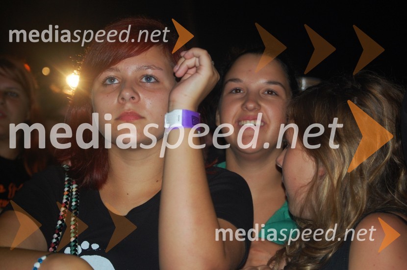 OboževalkeGrand rock Sevnica 2008