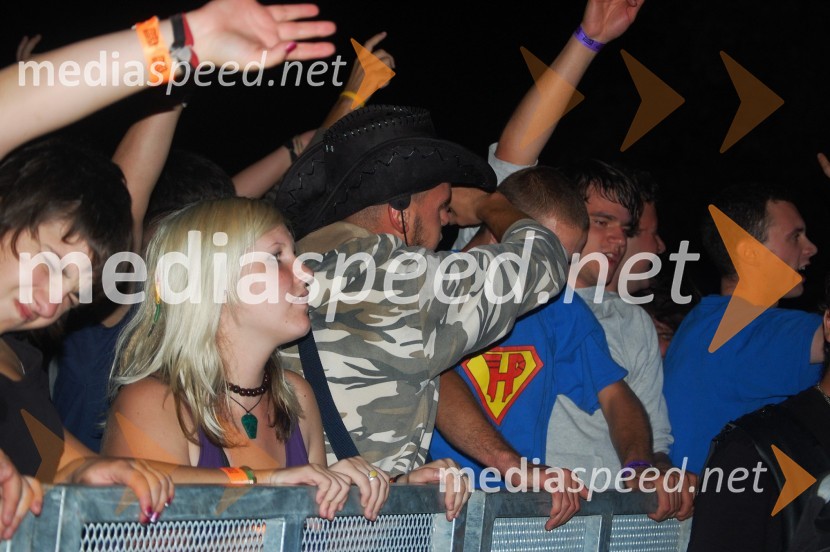 OboževalciGrand rock Sevnica 2008