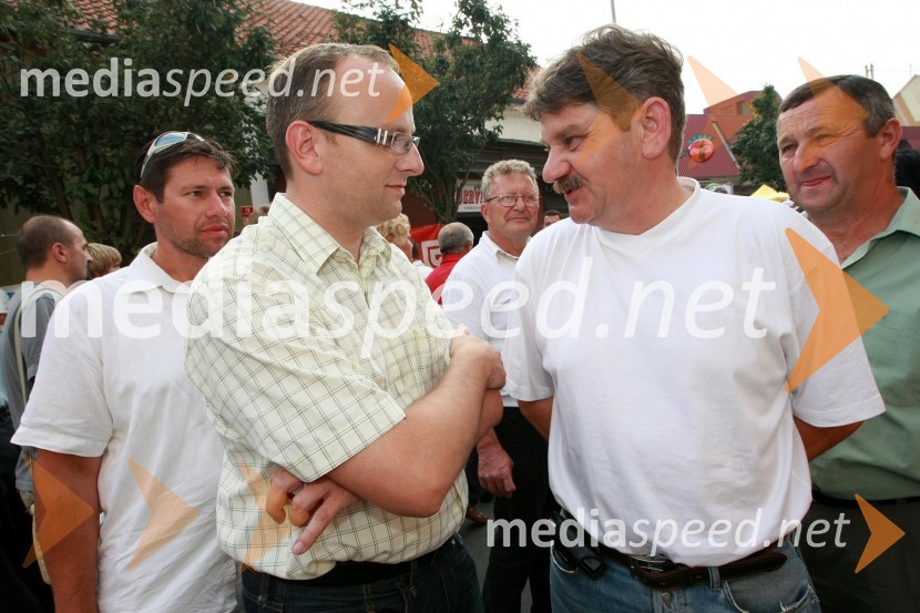Radovan Žerjav, minister za promet RS in Boris Kotnjek, predsednik AMZS Šport in slovenski član komisije za speedway pri FIM (Mednarodna motociklistična zveza)Bogračfest 2008
