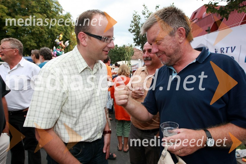 Radovan Žerjav, minister za promet RS in Marjan Dora, urednik radia Murski valBogračfest 2008