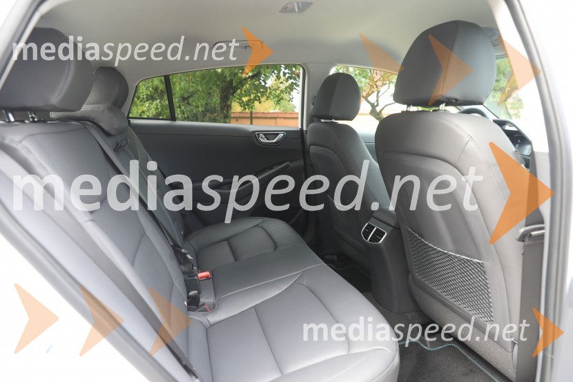 Slovenska predstavitev Hyundaijeve prenovljene družine IONIQ