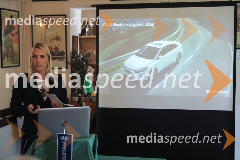 Slovenska predstavitev Hyundaijeve prenovljene družine IONIQ