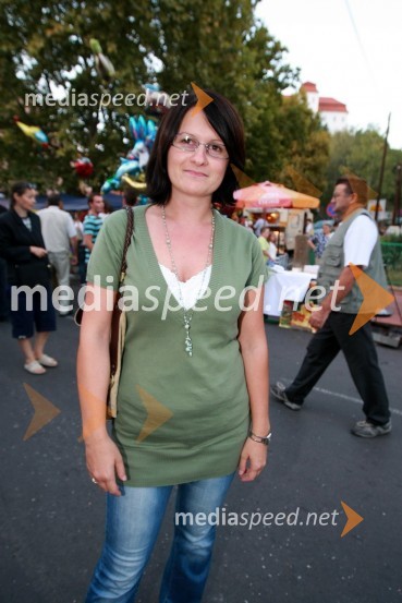 Marinka Zadravec, vinska kraljica Prekmurja v letih 2007 - 2008,Bogračfest 2008