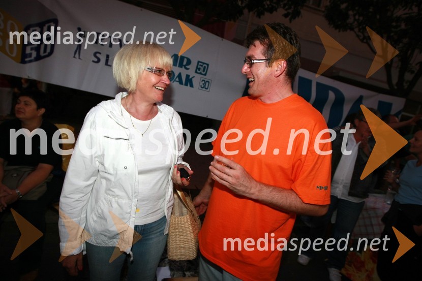 Irma Benko, direktorica Podjetja za informiranje, Murska Sobota in Jože Vegi, Odgovorni urednik pomurskega madžarskega radiaBogračfest 2008