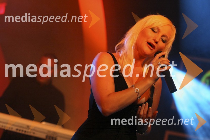 AmorPesem poletja 2008