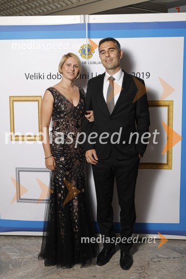  Tina  Kocijančič, Predsednica Lions klub Ljubljana;  ... Veliki dobrodelni Lions ples 2019