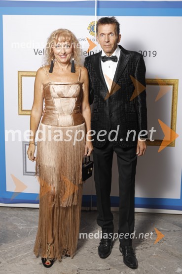  Lilijana Kastelic, oblikovalka;  Andrej Kocjan, arhitektVeliki dobrodelni Lions ples 2019
