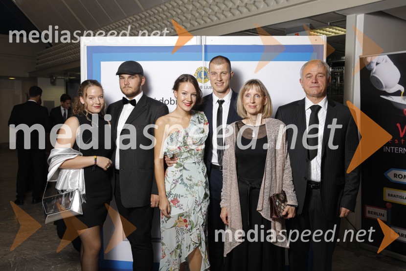  ... ;  ... ;  Nika Kristina;  ... ;  ... ;  ... Veliki dobrodelni Lions ples 2019