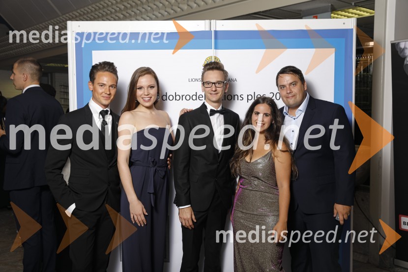  Luka Markus Štajer, KaMi Inštitut;  Flora Ema Lotrič, pevka;  Miha Prebil, Rem Power skupina;  ... ;  ... Veliki dobrodelni Lions ples 2019