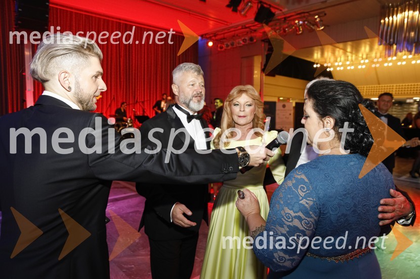  ... ;  ... ;  Darja Kuhar Kotnik, soustanoviteljica in podpredsednica Društva za zdravje naroda;  ... Veliki dobrodelni Lions ples 2019