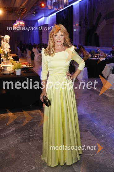  Darja Kuhar Kotnik, soustanoviteljica in podpredsednica Društva za zdravje narodaVeliki dobrodelni Lions ples 2019