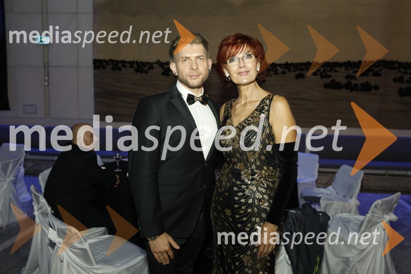  ... ;  Darinka Pavlič Kamien, strokovnjakinja za komuniciranjeVeliki dobrodelni Lions ples 2019