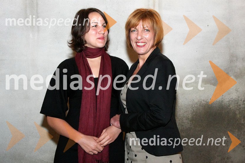 Vika Potočnik, nekdanja županja Ljubljane s hčerkoFestival Ljubljana, Predstava Tomaža Pandurja: Baroko